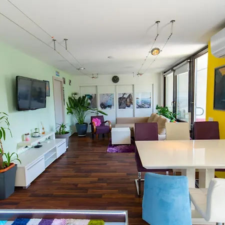 Matic Murgle Atrium Apartment