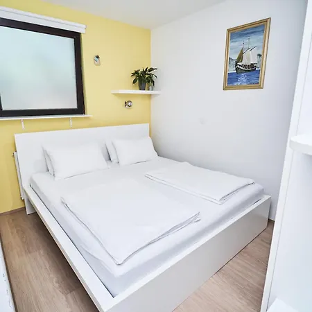 Matic Murgle Atrium * 류블랴나