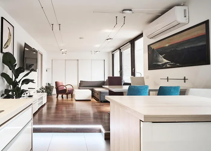 Matic Murgle Atrium * ليوبليانا